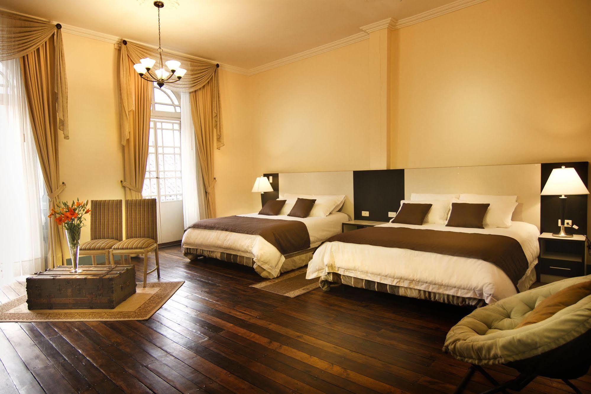 Del Parque Hotel & Suites Cuenca Extérieur photo